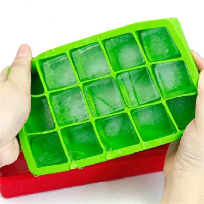 China Sustainable Silicone Ice Cube Molds With Sealing Lid Safe Reusable Ice Cube Molds Premium Ice Cube Trays for sale