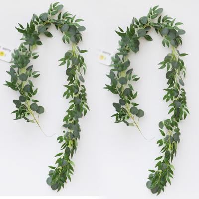 China New Design Eco-friendly Amozan Green Leaf Vine Decorative Artificial Eucalyptus Willow Leaf Wreath For Sale for sale