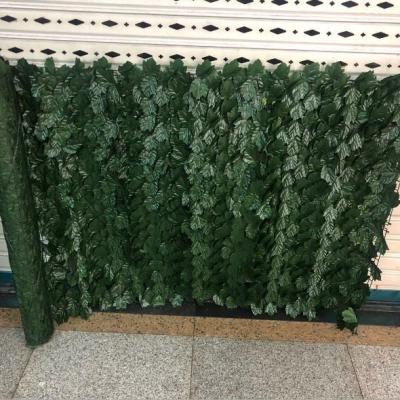 China Wholesale Eco-friendly Fake Ivy Privacy Fence Screen 1x3m Artificial Roll Hedge Fencing Outdoor Decor for sale