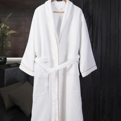 China Soft Luxury Mens Robes Double Layers 100% Cotton Waffle Fabric Bathrobe for sale