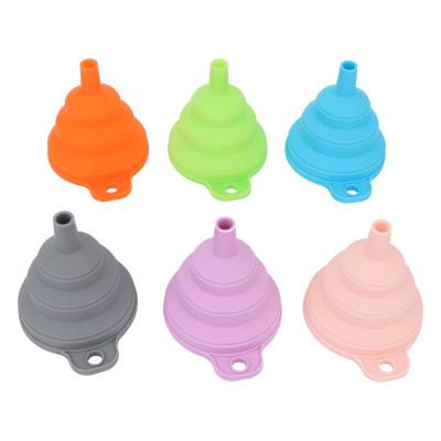 China Small Size Viable Liquid Dispenser Silicone Folding Funnel Mini Food Grade Oil Funnel 7*6.5cm for sale