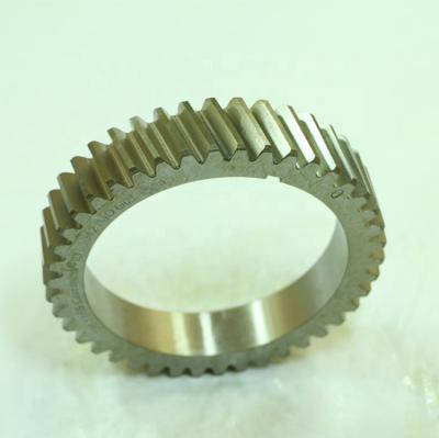 中国 hot sale diesel engine parts k19 kta19 engine crankshaft gear 207259 4953165 for cummins 販売のため