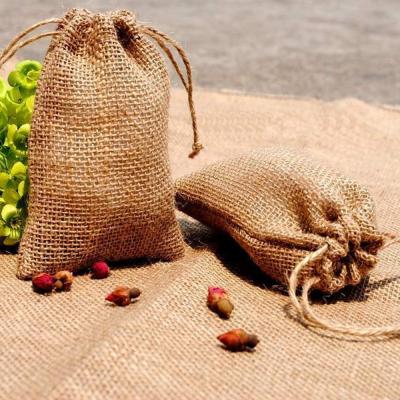 China Recyclable Custom Size Jute Drawstring Bags Jute Drawstring Pouches for sale