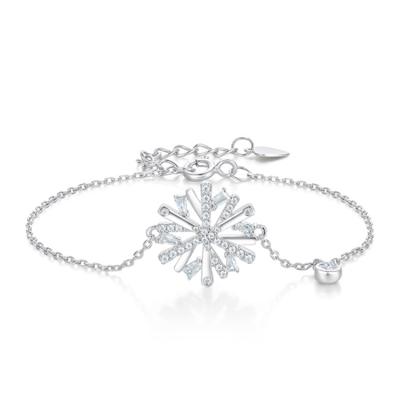 China 925 Sterling Silver Snowflake Dangle Bracelet High Quality Fashion Ladies Snowflake Charm Bracelet for sale