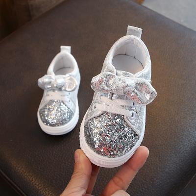 China Bebe Lightweight Para Zapatos Spring Shoes Glitter Sneakers Kids Lovely Party Boy Shoes and Girls Shoes for sale