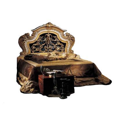 China Storage Italy Style Fashion Bedroom Furniture Set Luxury Wood Hand Carved Bed for sale