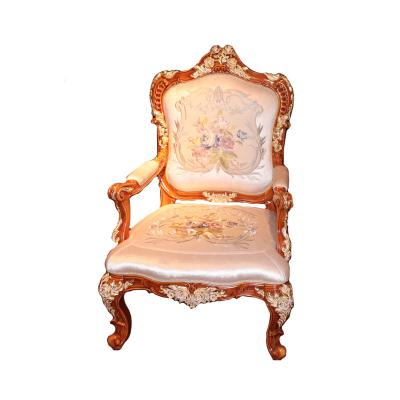 China Hand carved fancy luxury classic design vintage furniture vintage style armchair wooden accent chair for sale