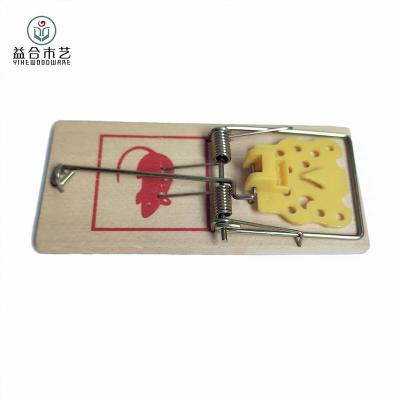 China Viable Plastic Pedal Mouse Trap Wooden Reflector Mouse Killer Bait for Trap Use Plastic Pedal for sale