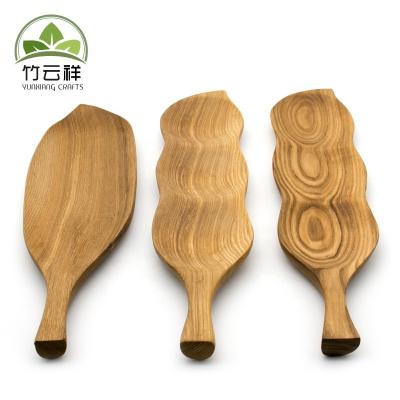 China Wooden Serving Tray Platter with Leaf Design Serveware Kitchen Accessories Good For Organize Cake Or Fruits for sale