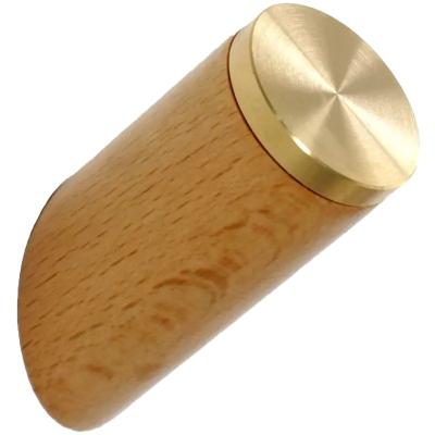 China Ganchos de pared de madera, 4 paquetes ganchos de abrigo montados en la pared ganchos de madera rústicos para colgar ropa de baño colgador en venta