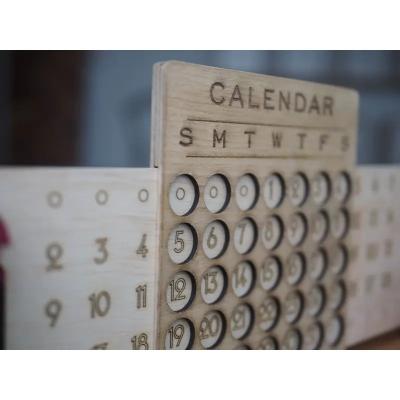 China Wooden Table Calendar, Daily Desktop Perpetual Desk Calendar, Modern Farmhouse Aesthetic Desk Accessories for Home Office Decor for sale