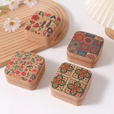 China Cork Travel Jewelry Case, Cork Box Jewelry Organizer voor Ring Necklace Oorbellen, Gepersonaliseerd Geschenk voor Vrouwen Moeders Meisjes Te koop