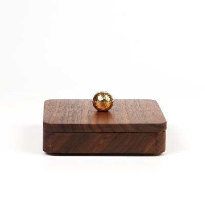 China Customized Color Square Luxury Jewelry Box Walnut Wooden Box With Lid Gift Packaging for sale