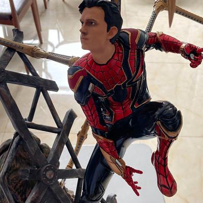 China HOT TOY IRON STATUE SPIDER-MAN 1/4 SCALE resin statue GK model Collectible MARVEL MODEL stock number for sale