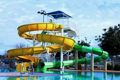 Cina Bambini Piscina giochi d'acqua giochi di scivolo in fibra di vetro a spirale per bambini in vendita