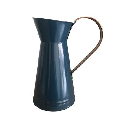 China Garden / Home Use Colored Wedding Decorative Watering Cans For Gifts for sale