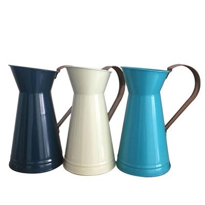 China 2016 Garden / Home Use High Quality Metal Watering Can for sale