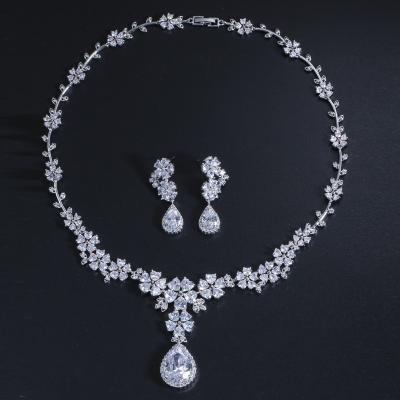 China Wholesale Good Quality Set Factory Wholesale Price Nigerian Wedding Pearl Jewelry Set for sale