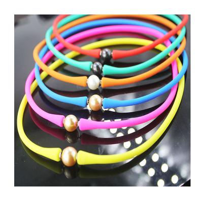 China 2020 New Arrivals 4mm Width FASHIONABLE 100% Silicone Rubber Necklace 100% High Finish Silicone Teething Tooling Hot Selling Necklaces for sale