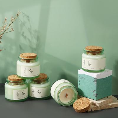 China Home Wholesale Custom Unique Luxury Wax Custom Glass Jar Soy Decoration Scented Candle for sale