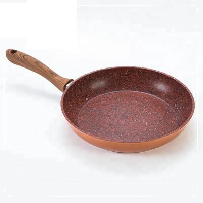 China 2019 Hot Selling Durable Comfortable Wood Handle New Aluminum Forged Frying Pan With Marble Coating for sale