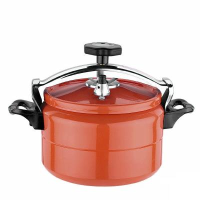 China Sustainable Small Size Brilliant Color Painted Indoor And Outerdoon Aluminum Cooking Pot With Black Bakelite Accessories for sale