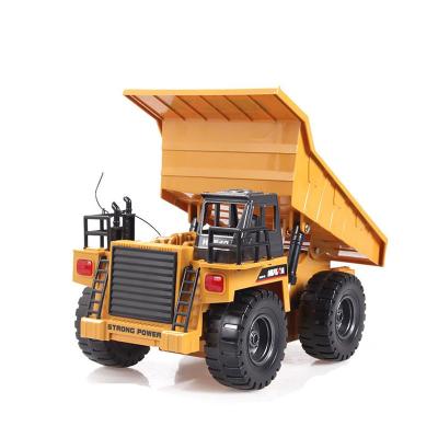 China RC model toy 1/18 scale 6 channel rc car Huina 1540 dump truck alloy construction RC truck remote control truck for sale