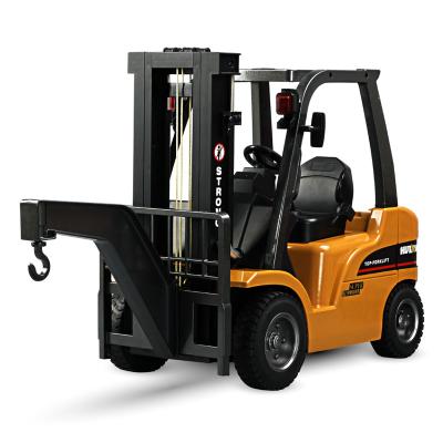 China RC model toy 1/10 scale 8 channel metal rc car Huina 1577 forklift remote control construction model for sale