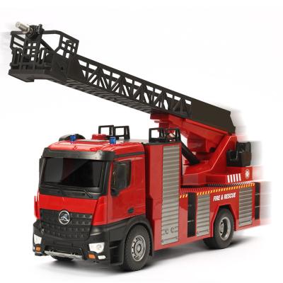 China 2020 New Design RC Hobby Simulation Remote Control Car Environmental Protection Scale Fire Truck/Funny Tanker Fire Truck For Kids for sale