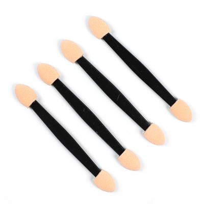 China Medical Eye Makeup Beauty Eyeshadow Brush Sponge Stick Side Dual and Disposable Makeup Eyeshadow Applicator for sale