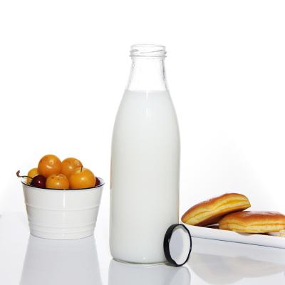 China 200 ml 500 ml hervulbare glazen melkflessen potten in bulk voor aardbeienmelk Te koop