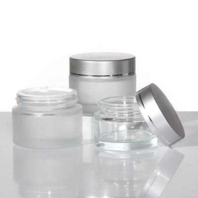 China Cosméticos de lujo Botellas de maquillaje de vidrio Contenedores de embalaje Conjunto de crema facial vacía Jar Cuidado de la piel Conjunto y paquete en venta