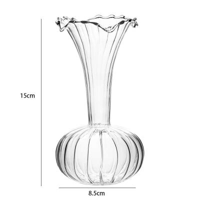 Chine Vase en verre transparent de style art déco européen à vendre