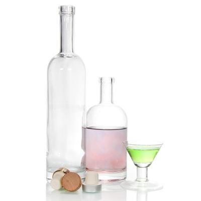 China 12oz Heavy Base Vodka Bottles Brewing For 750ml Clear Bordeaux Glass Liquor Bottles for sale