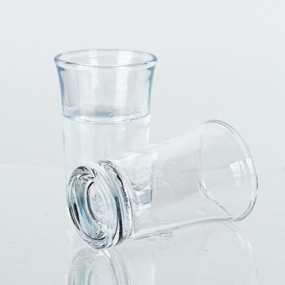 China Luxury Mini Shot Glass Tequila Shot Glasses Spin Clear Shot Glass 30ml for sale