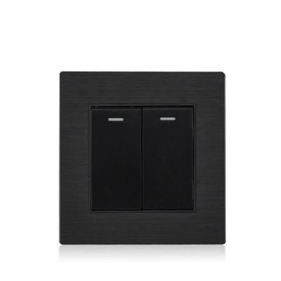 中国 OEM Black Aluminum Material 2 Gang Wall Electrical Light Switch Residential/Multi-Purpose ODM Size 86*86mm 販売のため