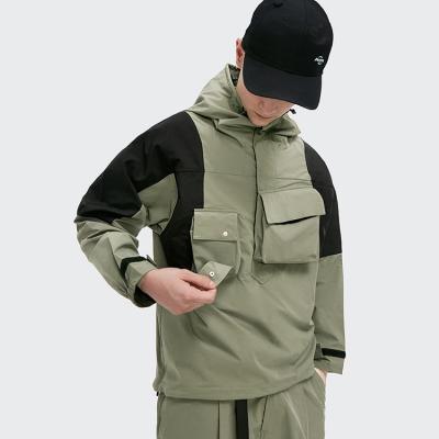 China Chaqueta masculina de funcionamiento tejida impermeable del cargo del punto del bolsillo multi de las chaquetas de chándal de deportes del viento en venta