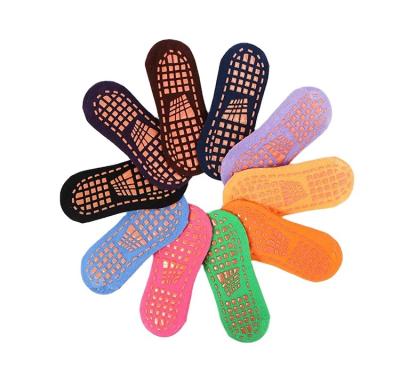 China Wholesale custom logo QUICK DRY yoga socks non slip women sport non slip gym yoga sock gripper socks for women for sale