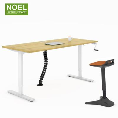 China Electric Adjustable Standing Computer Laptop Desk Steel Adjustable (Height) Table Table for sale