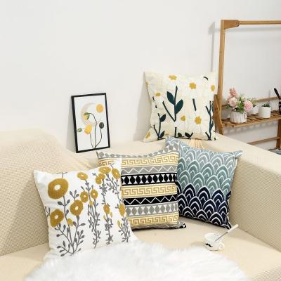 China Custom Anti-Static 18x18 Inch Canvas Boho Square Tile Covers Geometric Embroidery Cushion Cover Pillow Case for sale