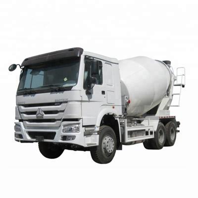 China Manual Transmission Semi Trailer Concrete Truck / Cement Carrying Trucks 8 CBM for sale