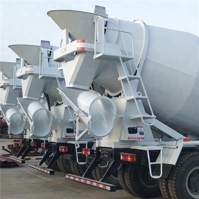 China White Concrete Mixer Vehicle / Truck Mounted Concrete Mixers 4 M³ Capacity for sale