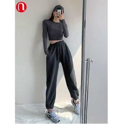 China Anti-wrinkle Luluyun soft touch women track pants custom cropped jogger pants with pockets and scoop drawstring for sale