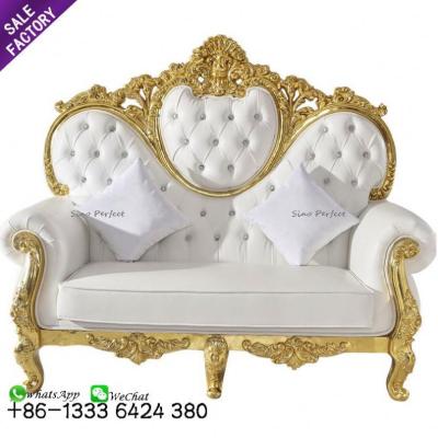 China Best Selling Modern White And Gold Queen King Love Seat Throne Sofa Chair For Bride And Gold High Back Royal Groom for sale