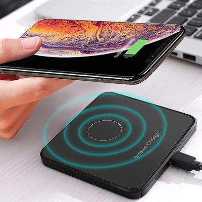 China Custom Wholesale Qi 15w Portable Wireless Fast Charging Pad Pad Square Cell Phone Mobile Phone Wireless Charger for sale