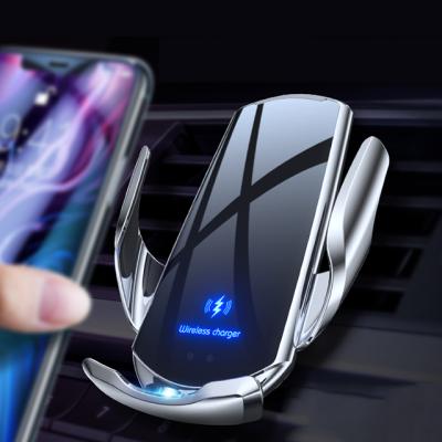 China QI Q3 Car Clamp Charger Holder 10W Auto Fast Wireless Charging Auto Wireless Car Charger Clamping Mount for sale