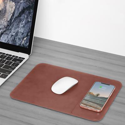 China Foldable Leather Mousepad 15w Fast Charging Wireless Desktop Charger CPU Qi Wireless Mouse Pad for sale