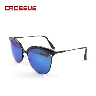 China Fashion sunglasses cheap wholesale luxury wieh lens blue sunglasses women sunglasses for sale