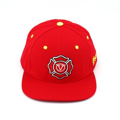 China Custom Red 6-Panel Baseball Cap Brim Embroidery Flat Logo Snapback Cap For Factory Wholesale COMMON for sale