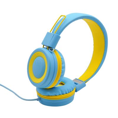 China Hot Products Kids Cartoon Comfortable Wearing Trending Colorful Music Video Wired Headphones With MIC for sale